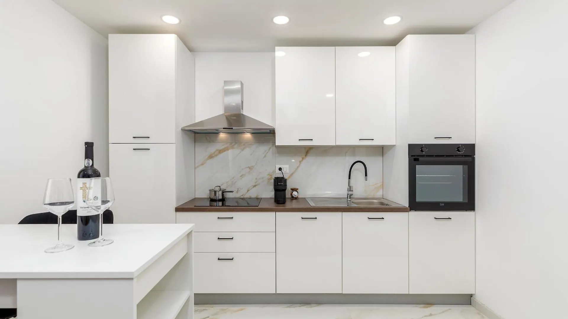Travel Station Apartment Pula