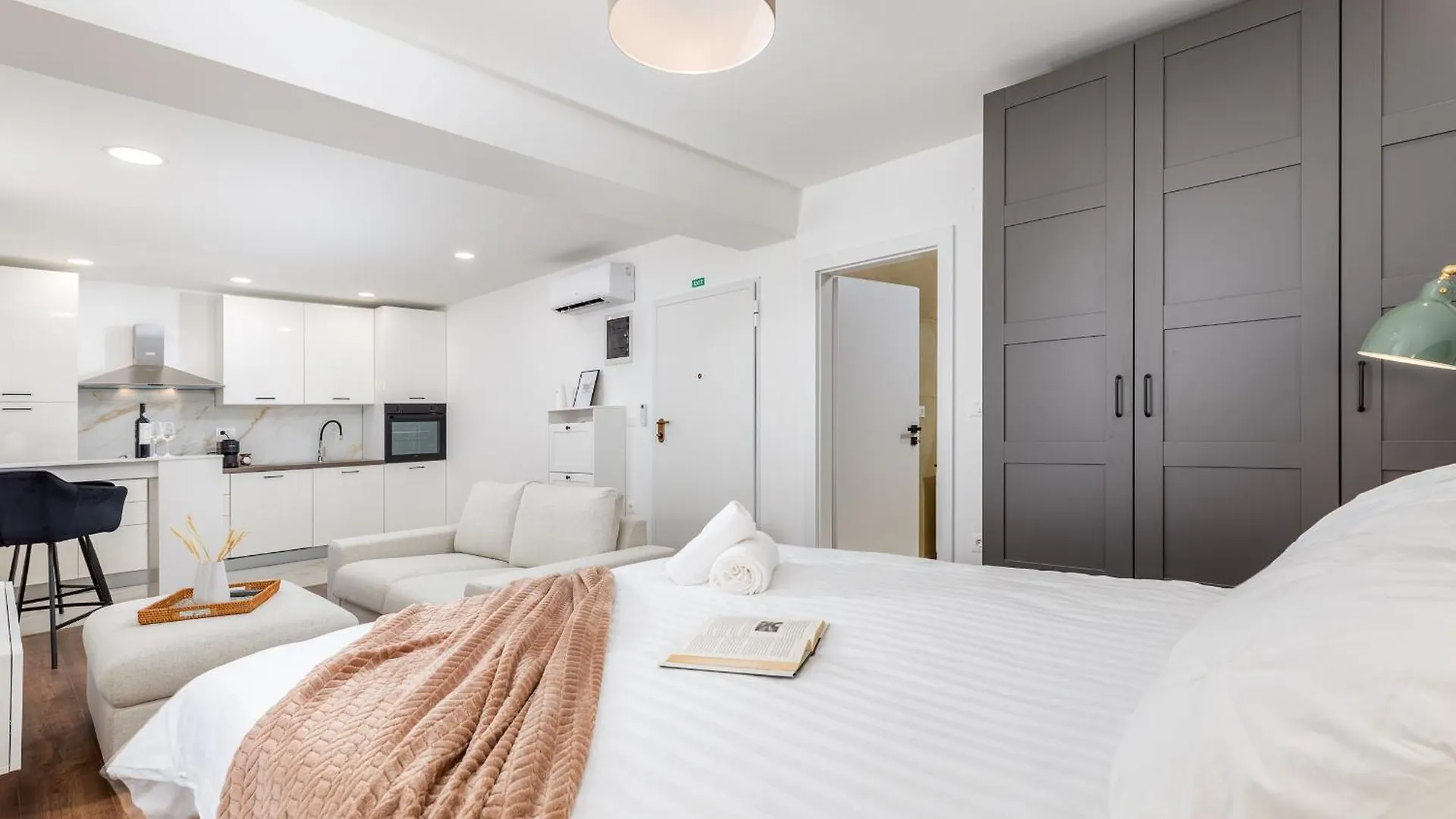 Travel Station Apartment Pula