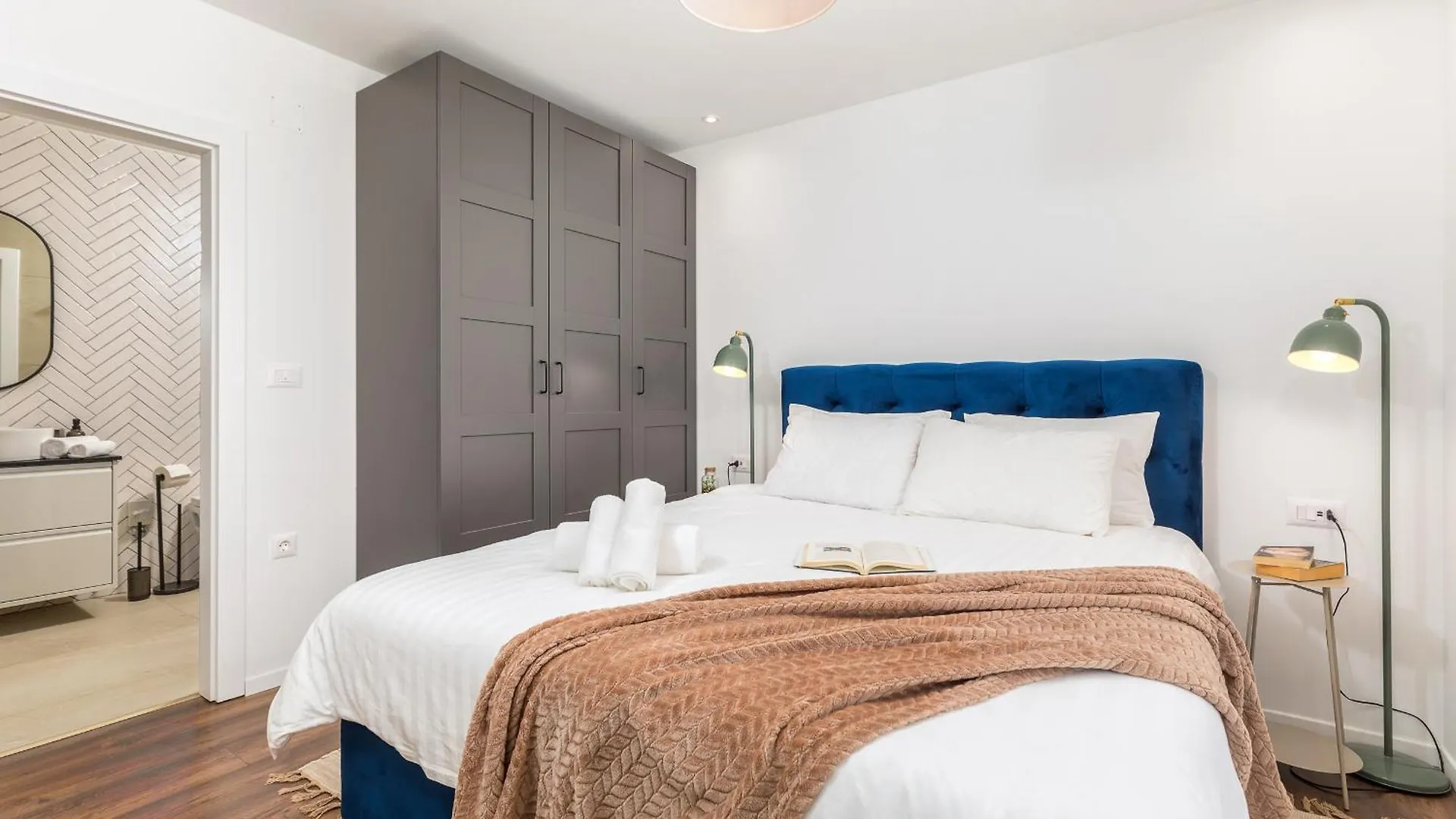 Travel Station Apartment Pula Croatia