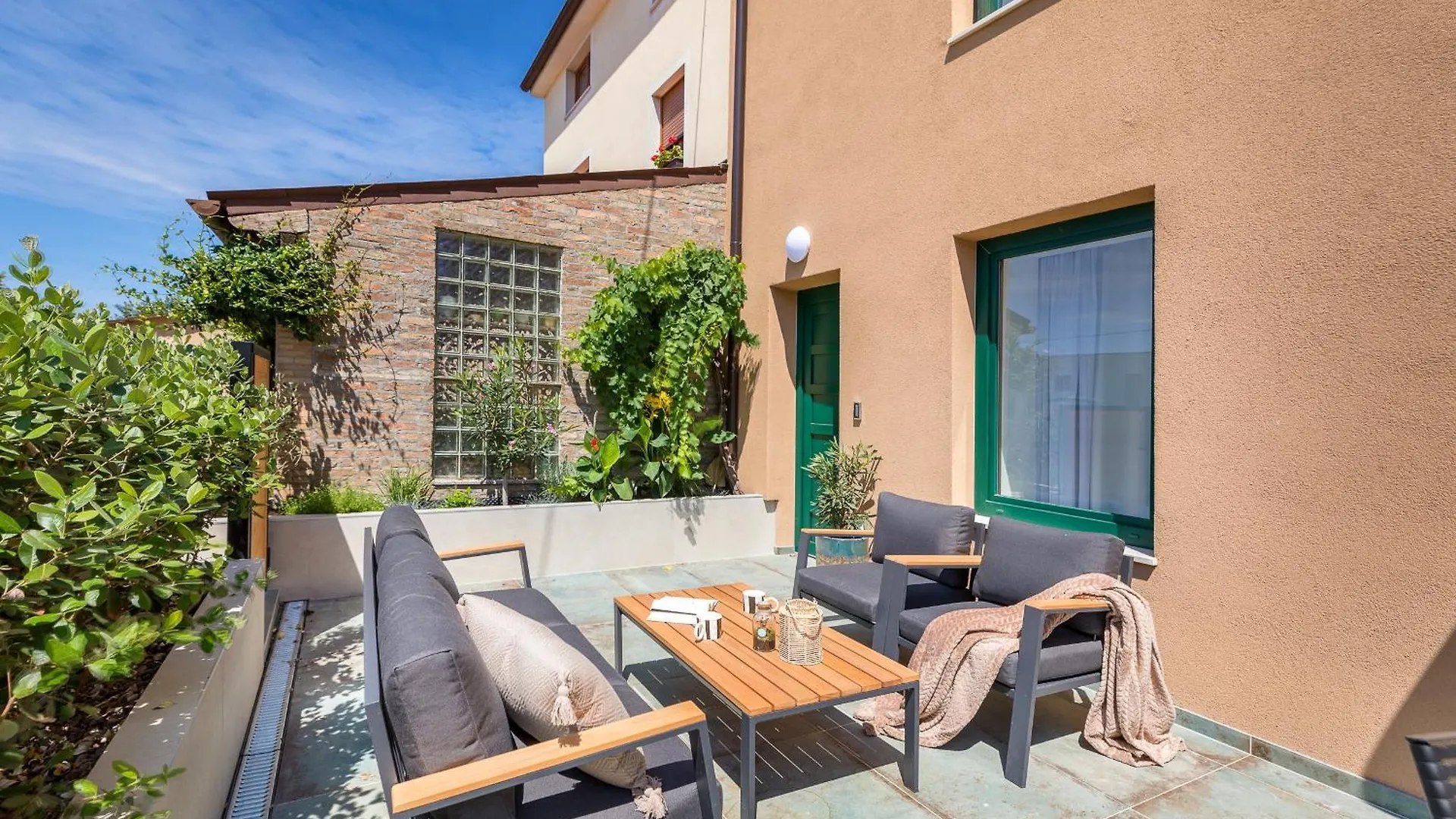 Travel Station Apartment Pula 0*,