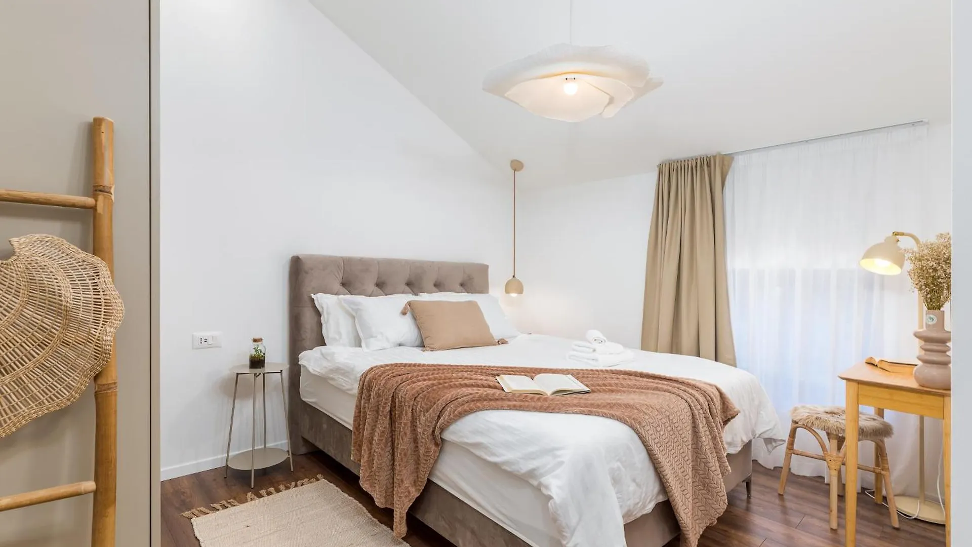 Travel Station Apartment Pula Croatia