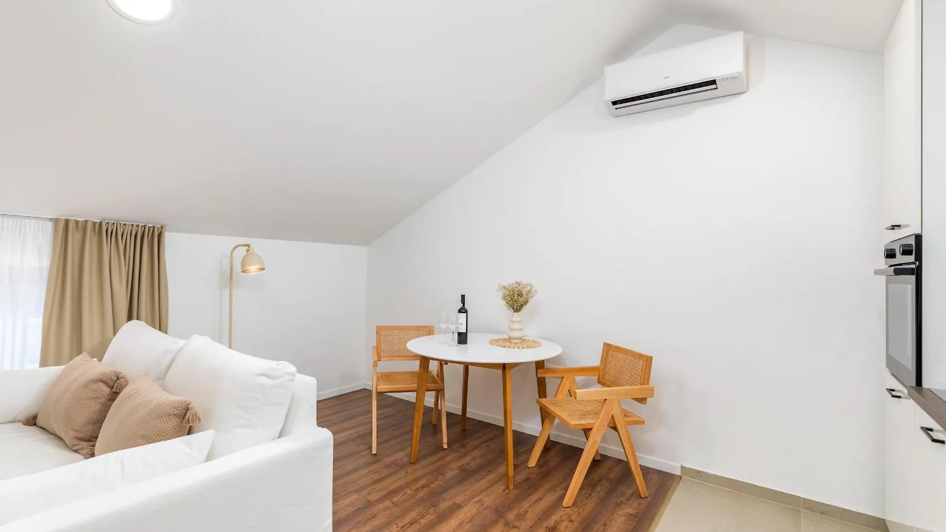 Travel Station Apartment Pula